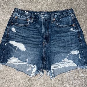 american eagle boyfriend short